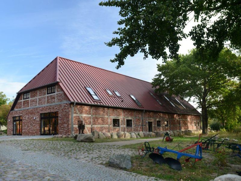 kulturscheune Heiraten am sonnigen Kap Arkona auf R&uuml;gen