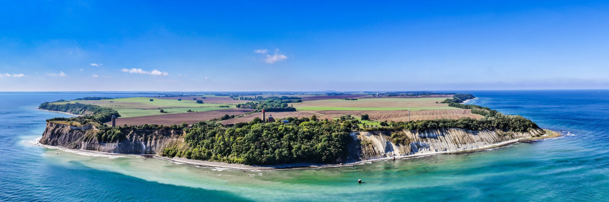 kaparkona_inselruegen_2025 Kap Arkona auf der Insel R&uuml;gen: Kap der 4 T&uuml;rme